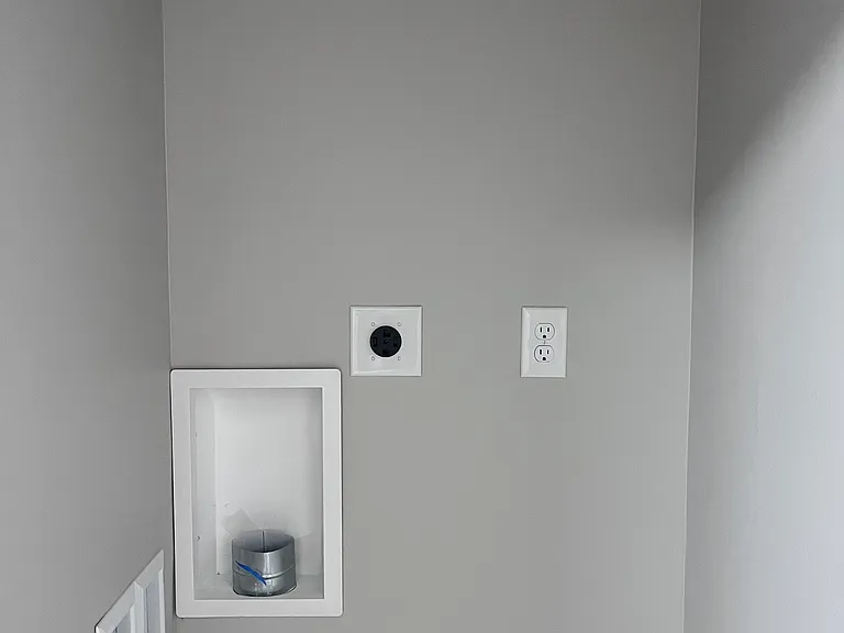 Fisher St Apartments — Photo 51