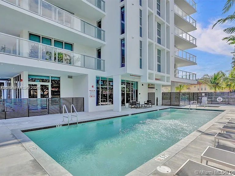 13800 Highland Dr #403 — Photo 13