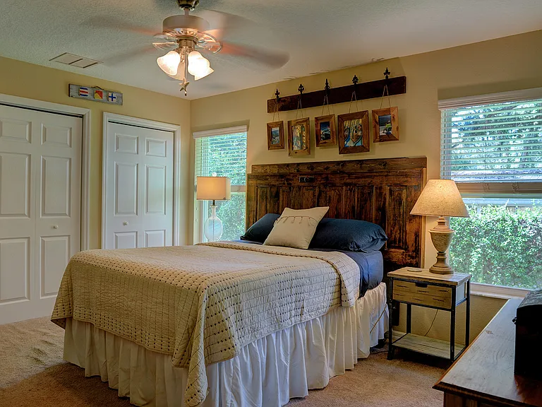 220 N Country Club Dr — Photo 10