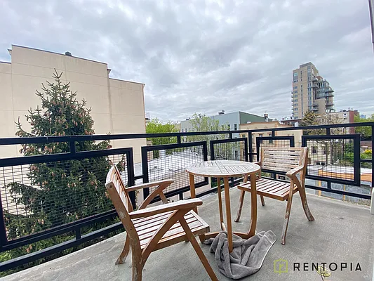 Rented by Rentopia | media 50