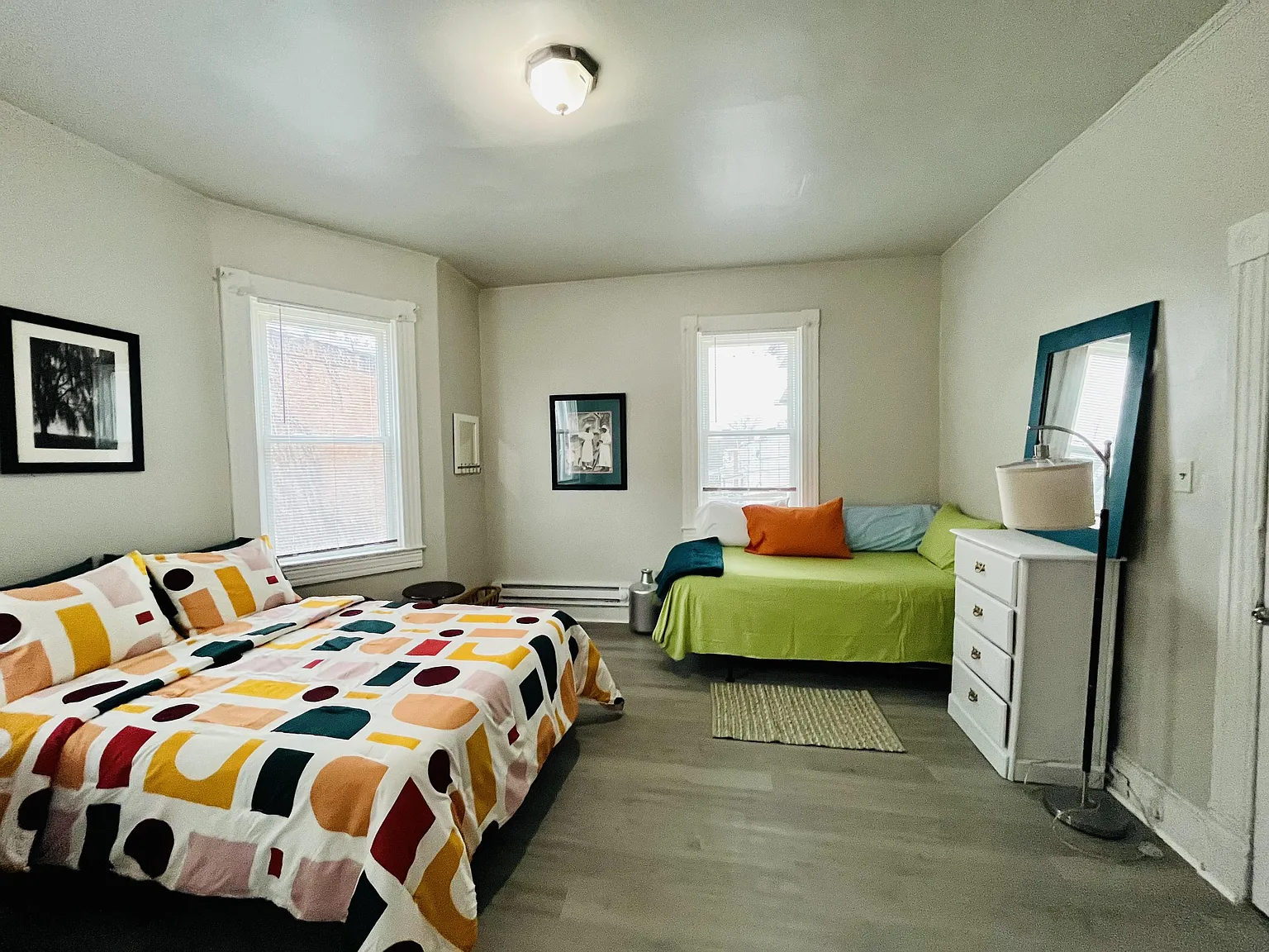 4 bed, 2.0 bath, 3294 sqft, $1,027 — Photo 1