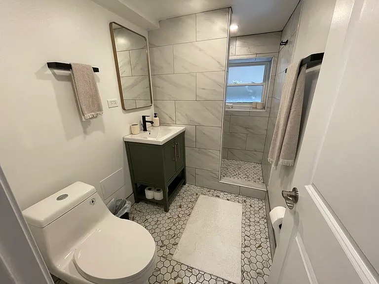 3116 N Damen Ave #G — Photo 7
