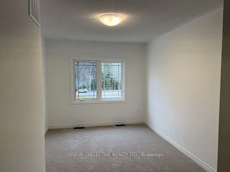 34 Milson Cres — Photo 14