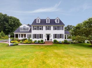 30 Planting Field Rd, Medfield, MA 02052