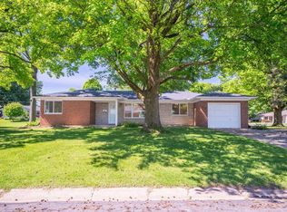 542 Oak Hill Dr, Edwardsville, IL 62025