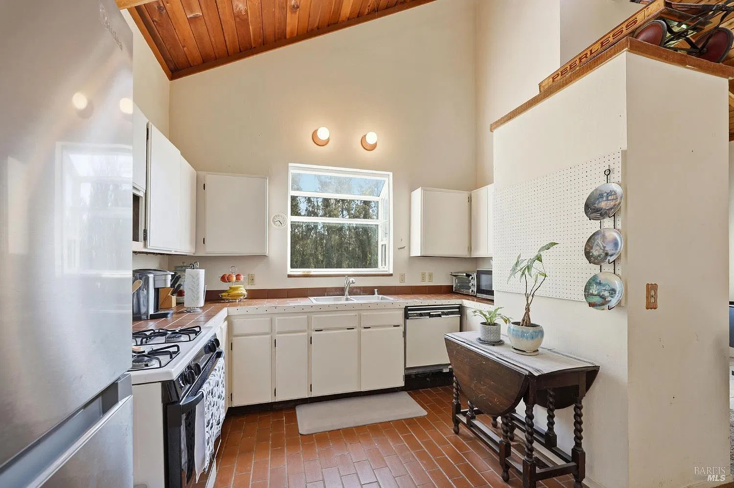 7470 Roblar Road - Photo 10