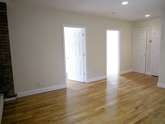 Rented by Vickers Realty | media 15