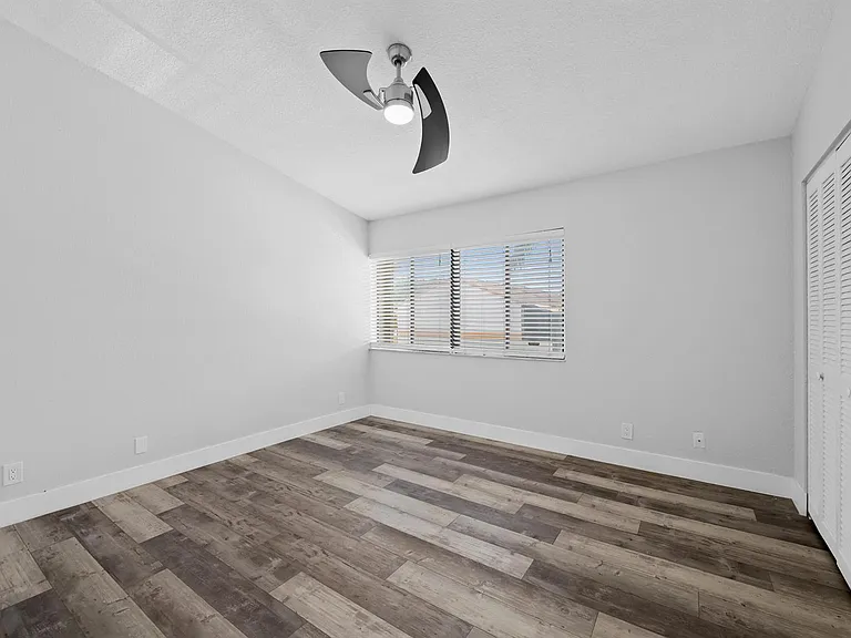 4221 SW 71st Way #4221 — Photo 20