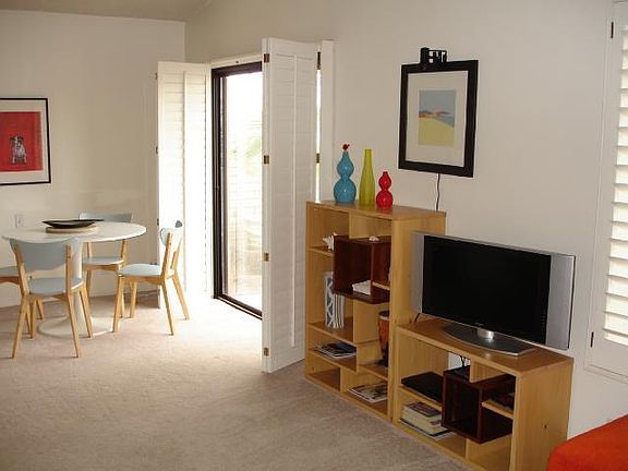 LIVING/DINING ROOM WITH BALCONY