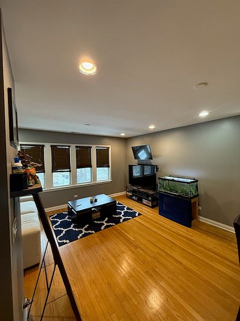 1st image of 2342 W Rosemont Ave APT 2