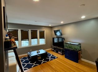 2342 W Rosemont Ave APT 2, Chicago, IL 60659