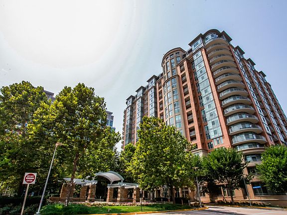 3rd image of 8220 Crestwood Heights Dr APT 307