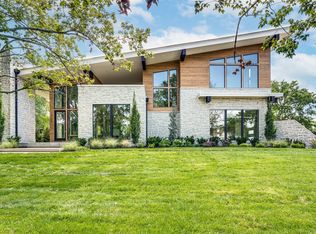 6733 Fleetwood Dr, Nashville, TN 37205