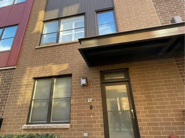 630 W 16th St Unit 2, Chicago, IL 60608