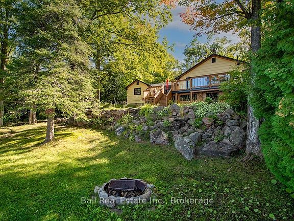2nd image of 3272 Buckhorn Ln N