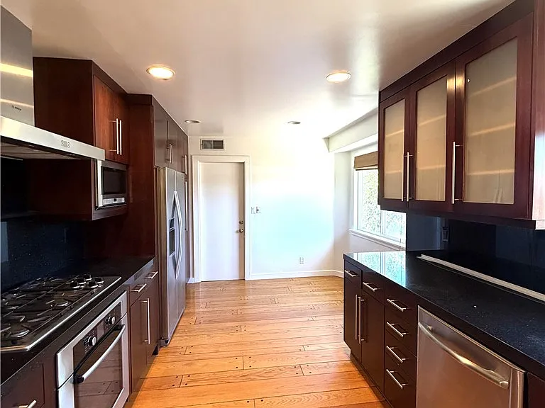 12459 McLennan Ave — Photo 7