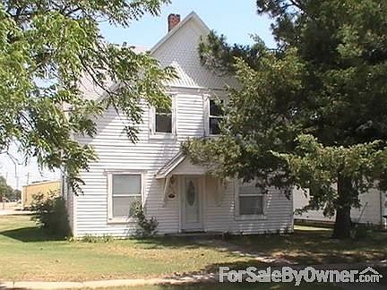 Front Street view of home