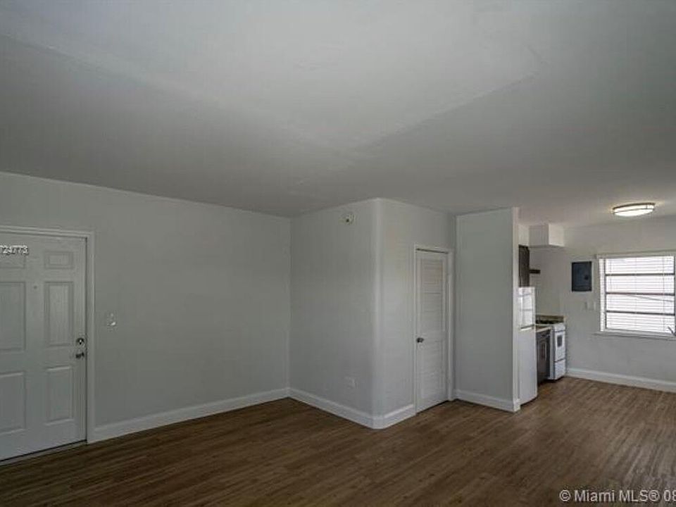 2nd image of 7133 Bonita Dr