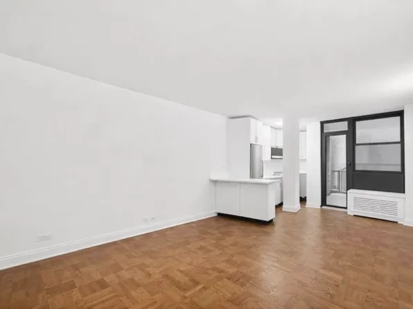 165 East 35th Street image 1 of 6