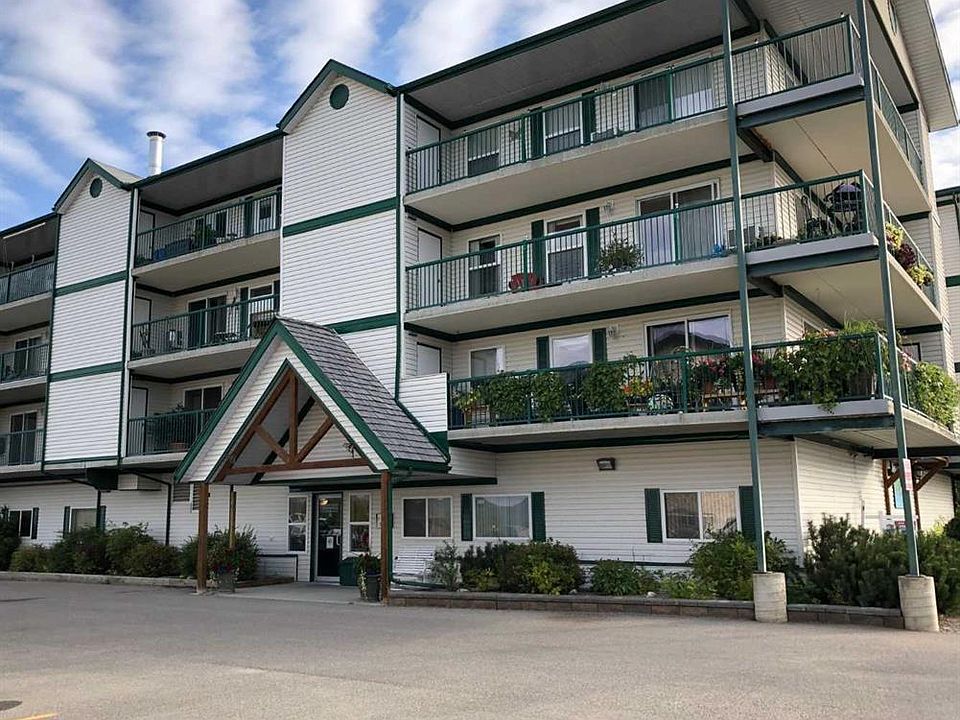 1st image of 228 E Pembina Ave #404