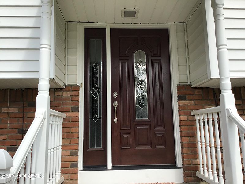 3rd image of 14 Ethel Drive