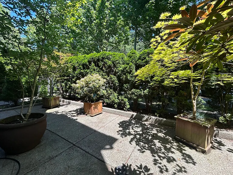 1923 42nd Ave E — Photo 25