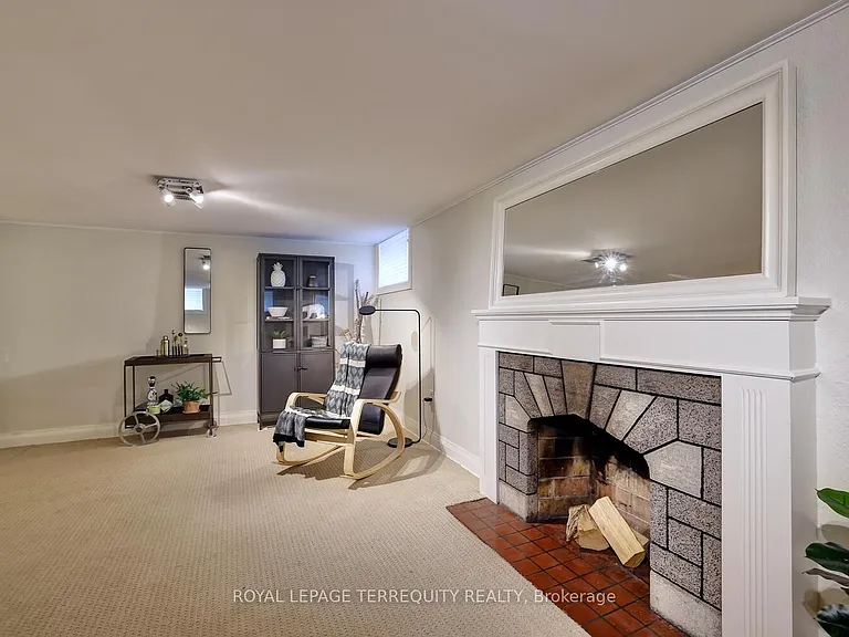 20 Elderidge Ave — Photo 34