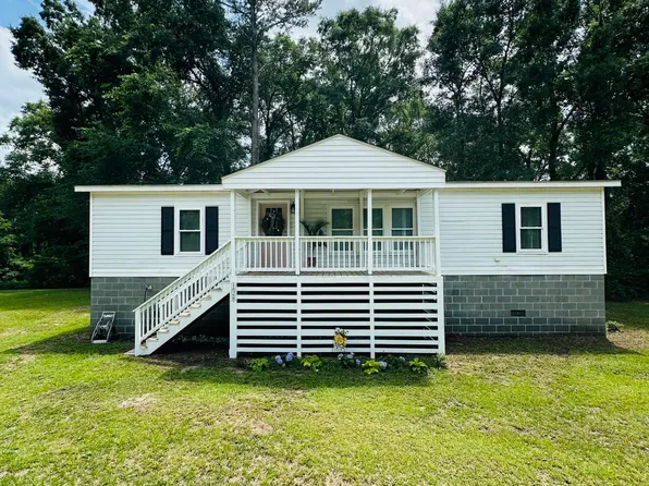 138 Simmons Street, Trenton, NC 28585