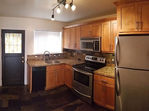 4th image of 8061 Greenridge Dr #33
