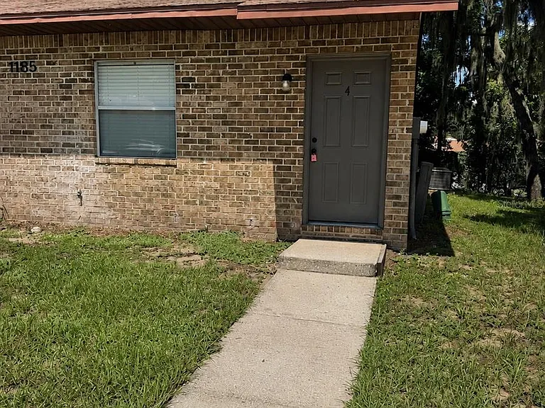 1185-1185 Bentley Rd #4 — Photo 1