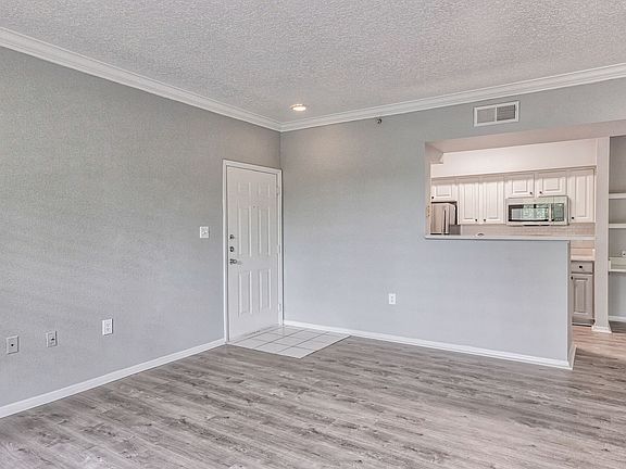 4th image of 8725 Kody Marie Ct #721