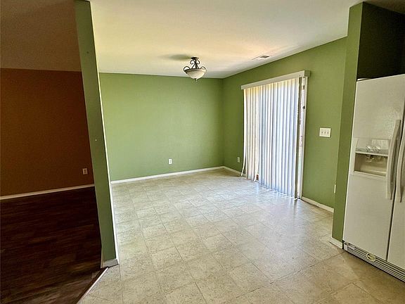 5th image of 4722 Mortonhall Rd