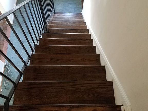 2nd image of 112 Sacramento Dr