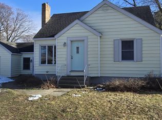 4018 Plymouth Dr, Muskegon, MI 49441