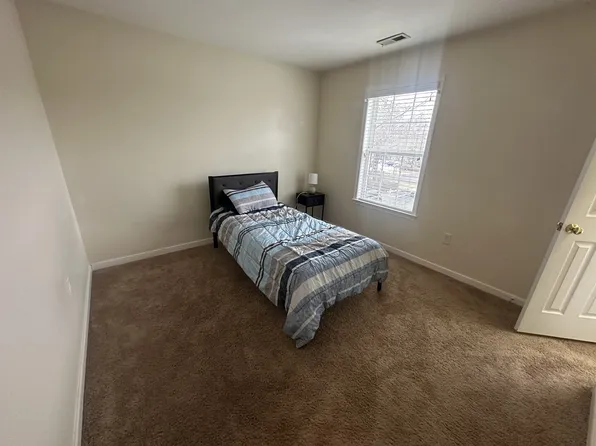 (undisclosed Address), Midlothian, VA 23112