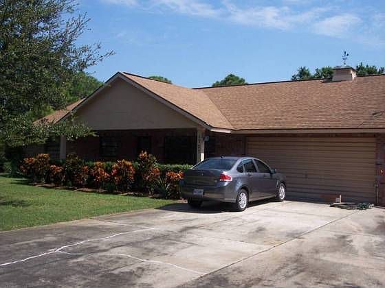 1st image of 1727 Lake Clay Dr