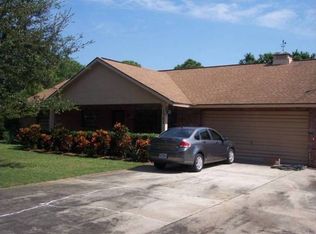 1727 Lake Clay Dr, Lake Placid, FL 33852
