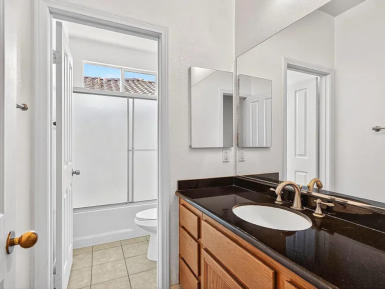 42217 Whisper Rock St — Photo 17