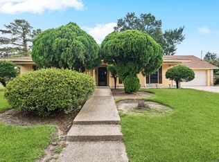 5857 Glen Oaks Dr, Baton Rouge, LA 70811