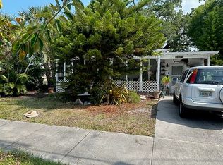 2065 10th St, Sarasota, FL 34237