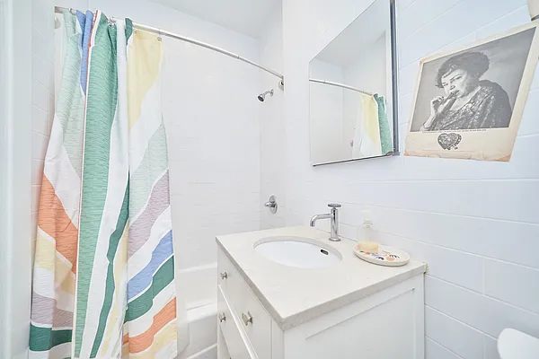 Rented by Living New York | media 9