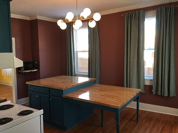 Kitchen island, view 2