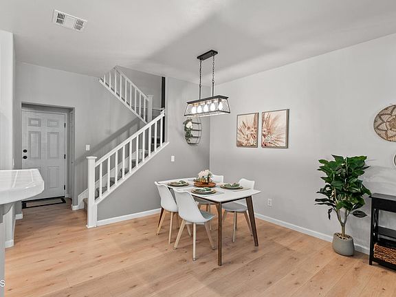 5th image of 27072 Victoria Ln Unit 126