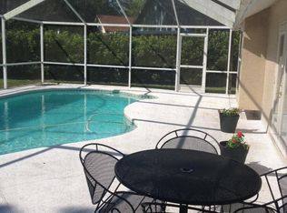 1912 Tampa Bay Dr, Zephyrhills, FL 33543