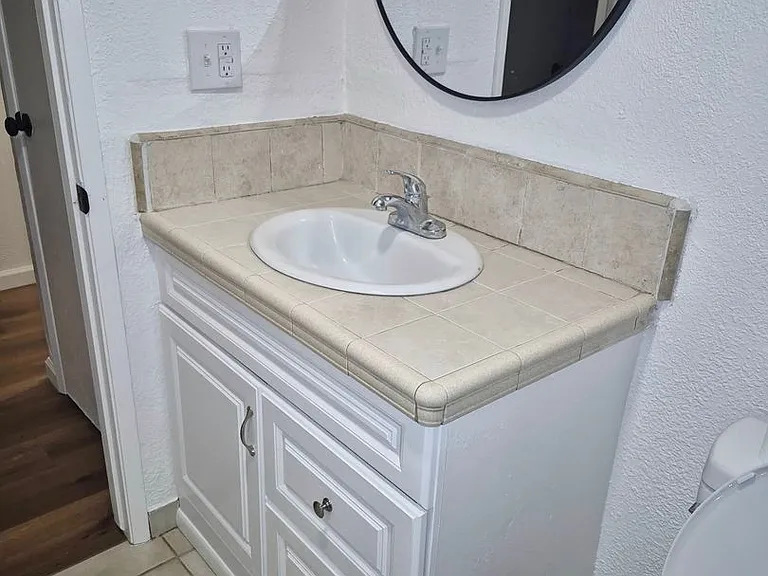 1090 Pinnacles Ave — Photo 9