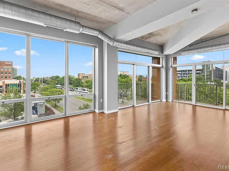 3670 Woodward Ave #314 — Photo 9