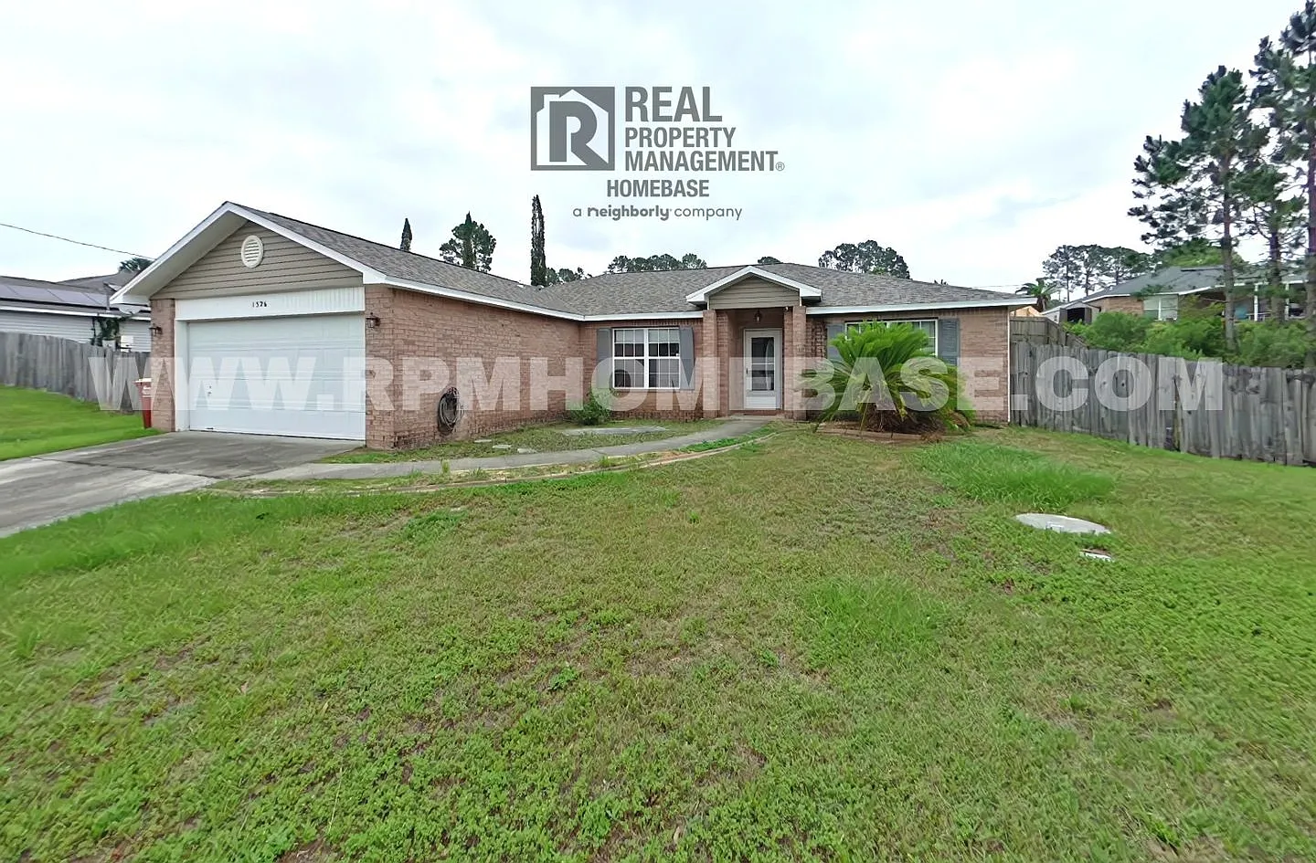 Charming Pet-Friendly Home with Fresh Updates in South Crestview — Photo 2