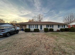 218 Cooper St, Martin, TN 38237