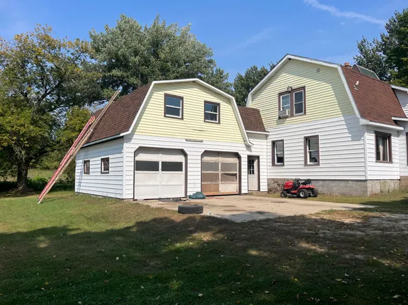 2046 E Baseline Rd, Hart, MI 49420