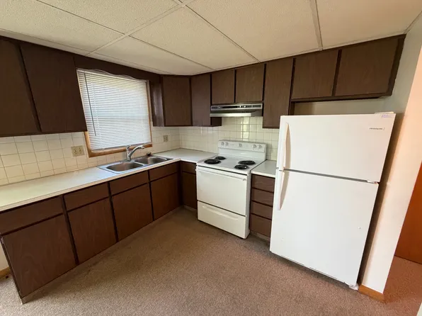 1318 Stevenson Rd, Masury, OH